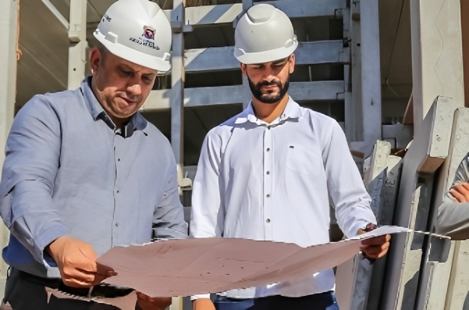 Marcos Tonho vistoria obras do novo Colégio Sete Anões no bairro Colinas da Anhanguera
