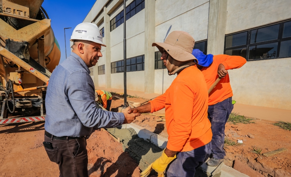 Prefeito Marcos Tonho vistoria obras do novo Parque Tecnológico Itahyê