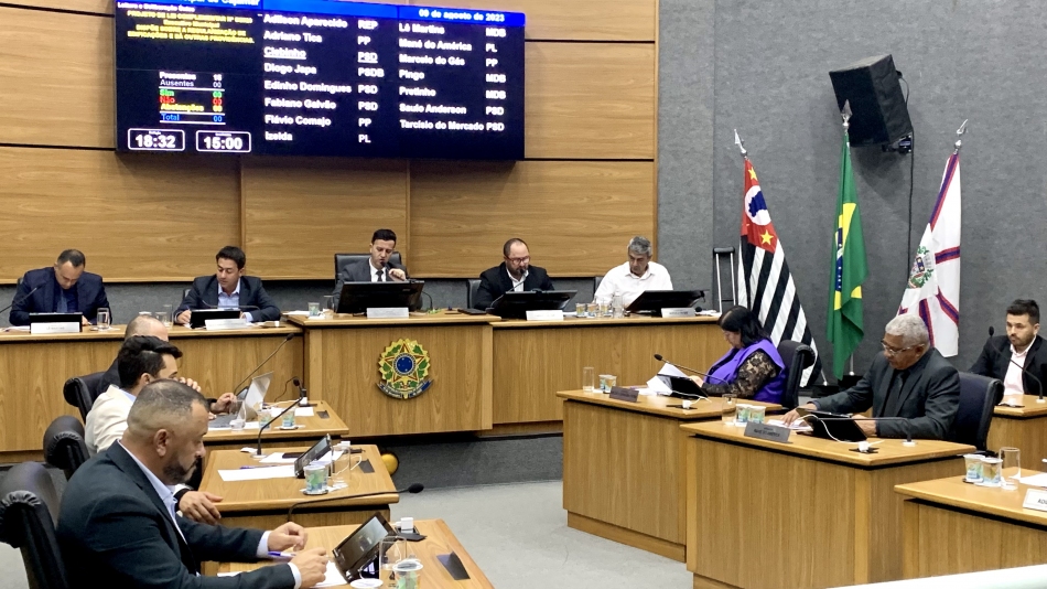 Câmara de Cajamar propõe ampliação de serviços na agência dos Correios 