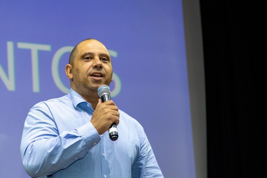 Marcos Tonho promove palestra motivacional para os alunos da Rede Municipal 