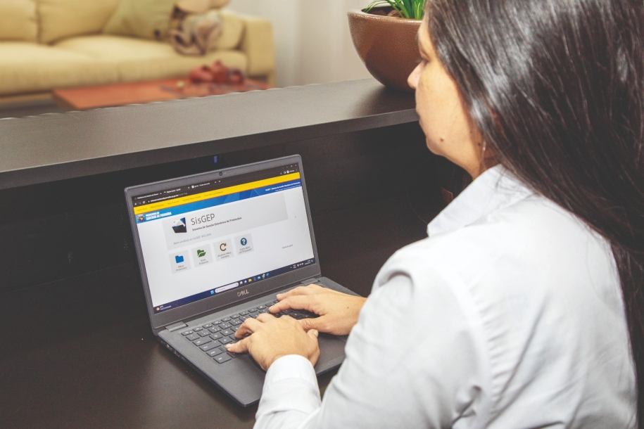 Moderno sistema eletrônico de processos agiliza atendimento em Santana de Parnaíba