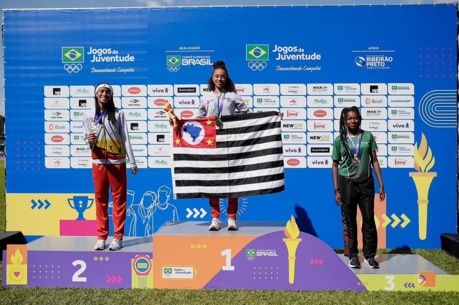 Parnaibana é vice-campeã brasileira de Salto em Altura nos Jogos da Juventude