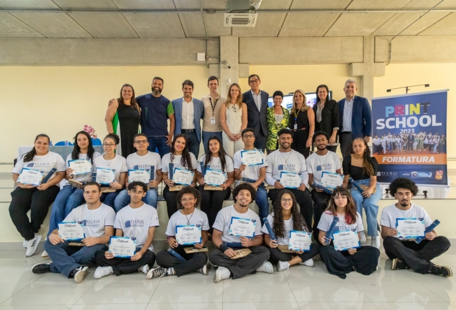 Programa Print School forma mais 17 jovens de Santana de Parnaíba 