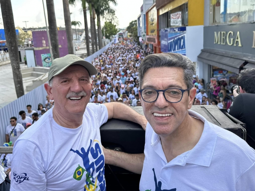 Beto Piteri participa da Marcha Para Jesus em Barueri 