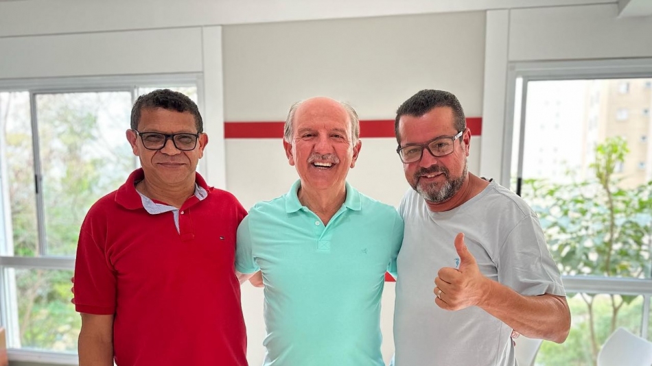 Beto Piteri promove reunião de trabalho com os moradores do Jardim Belval