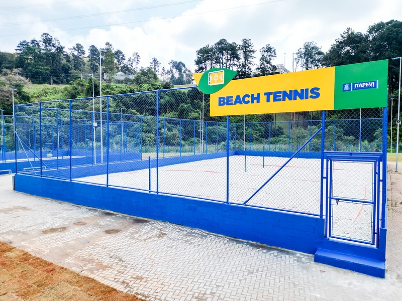 Itapevi entrega Areninha Parque da Cidade