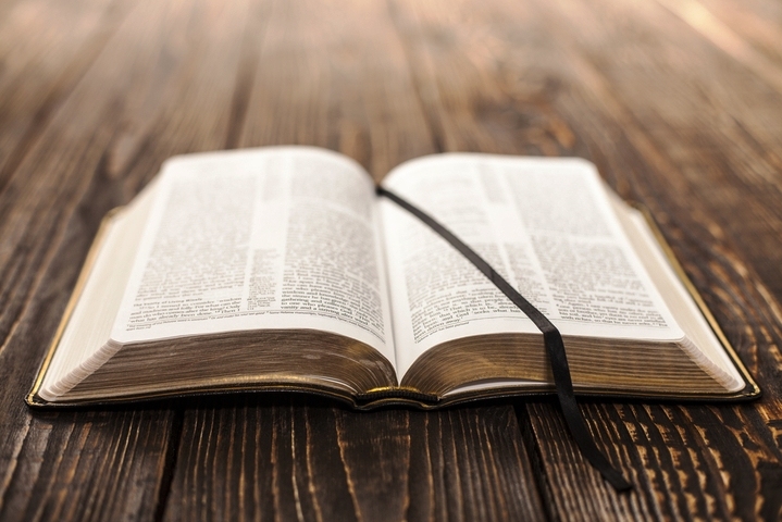 O que a Bíblia diz sobre a pedofilia 