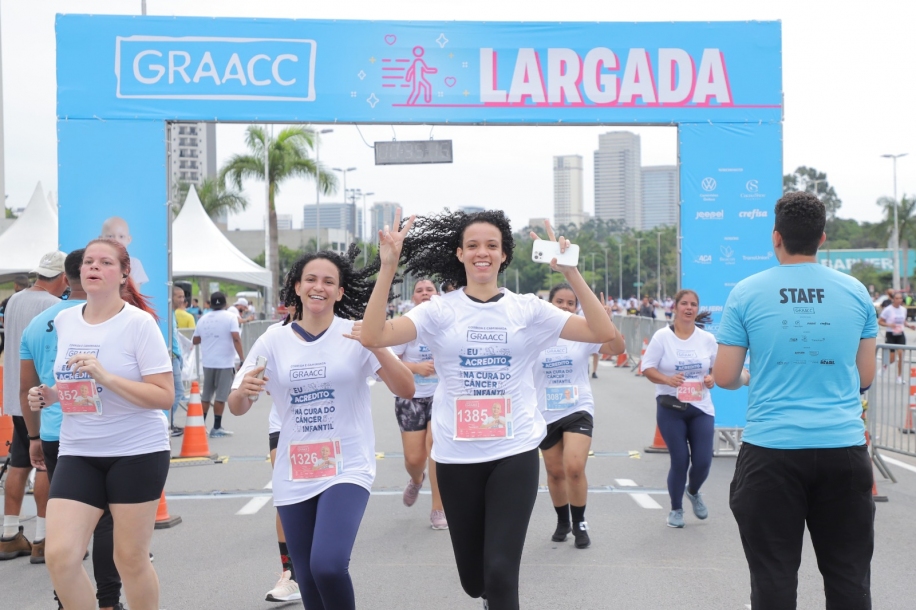 Corrida Graacc pela cura do câncer infantil reúne mais de 3 mil pessoas
