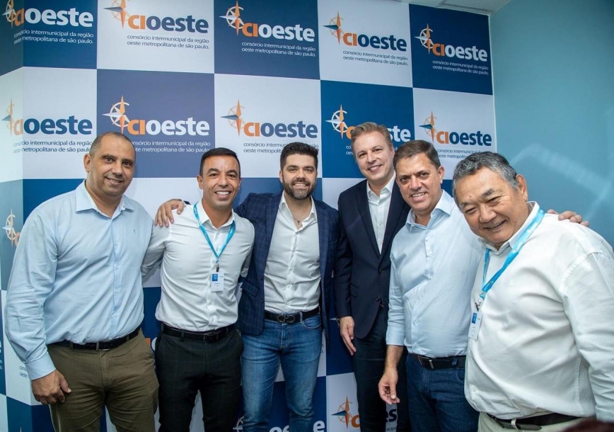 Prefeito Danilo Joan é eleito novo presidente do CIOESTE