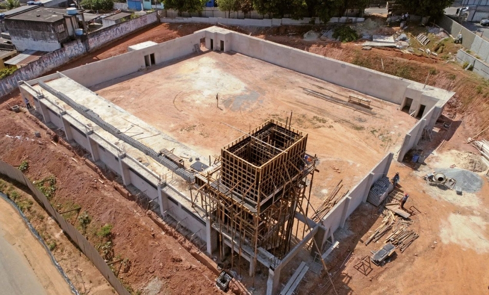 Parnaíba segue construindo novo Centro de Iniciação ao Esporte