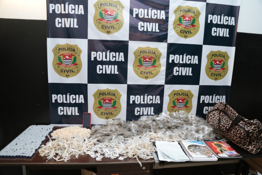 Polícia Civil e GCM apreendem mais de 04 mil entorpecentes em Santana de Parnaíba 