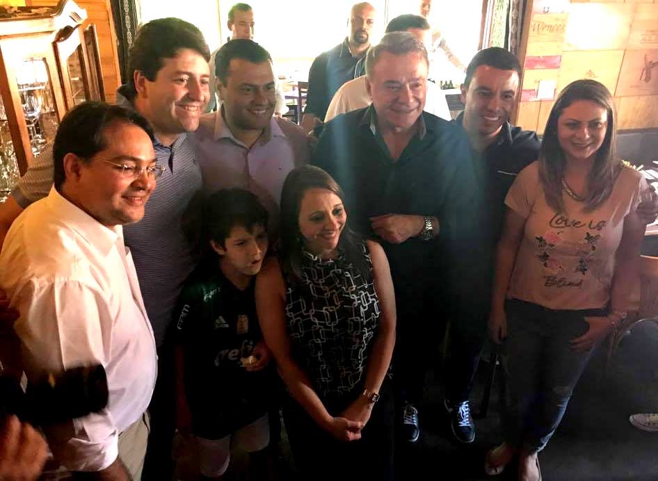 Prefeitos da Região Oeste participam de encontro com Álvaro Dias