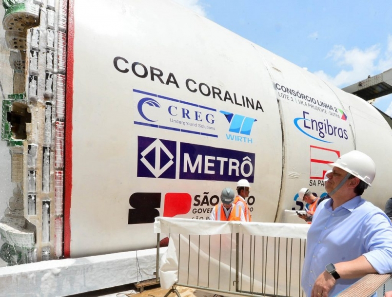 Tarcísio inspeciona início da operação do tatuzão para expansão da Linha 2 do Metrô