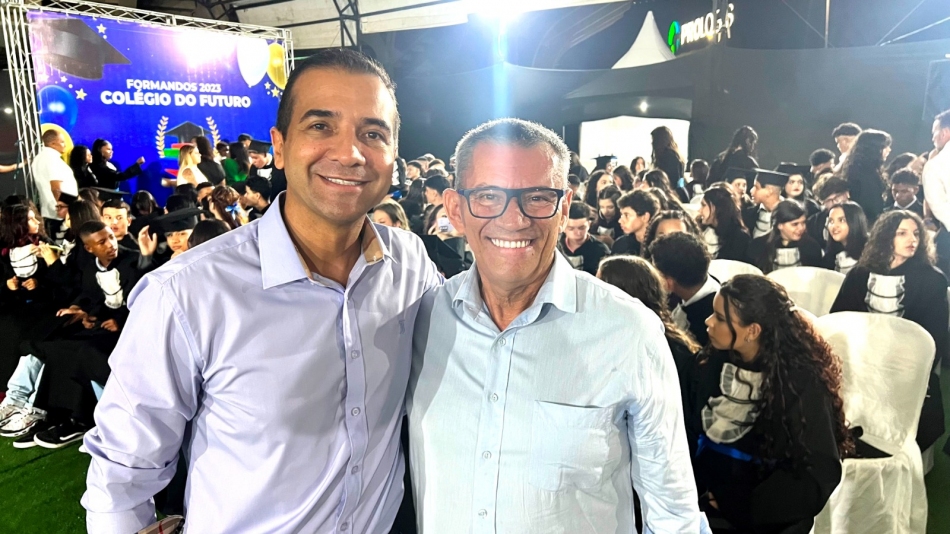 Secretaria de Educação realiza formatura para alunos da Rede Municipal de Ensino