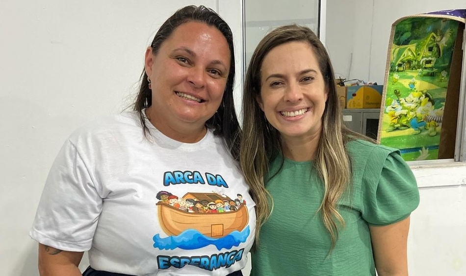 Camila Godói prestigia trabalho social na Associação Arca da Esperança em Itapevi 