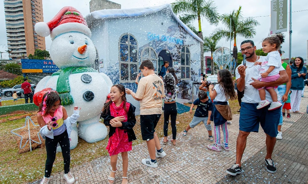 Programação do Natal Encantado atrai multidão em Osasco