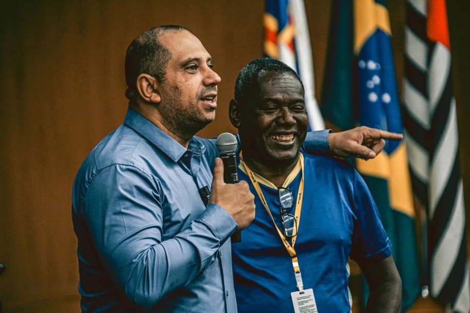 Prefeito Marcos Tonho integra novos membros do Projeto Crescer