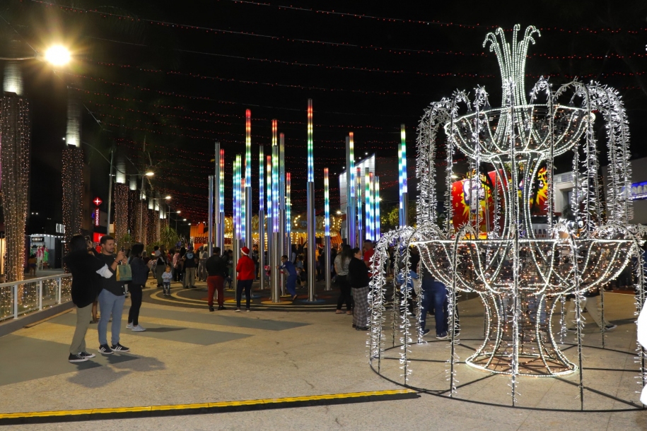 Natal Encantado 2023 marca a abertura do Boulevard Central