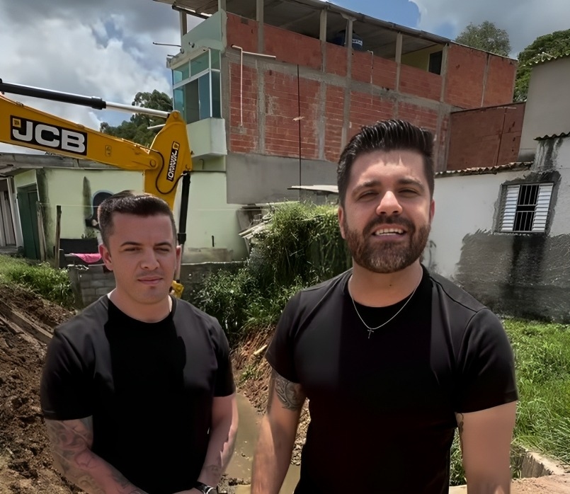 Danilo Joan acompanha obras de drenagem no Acampamento Florim