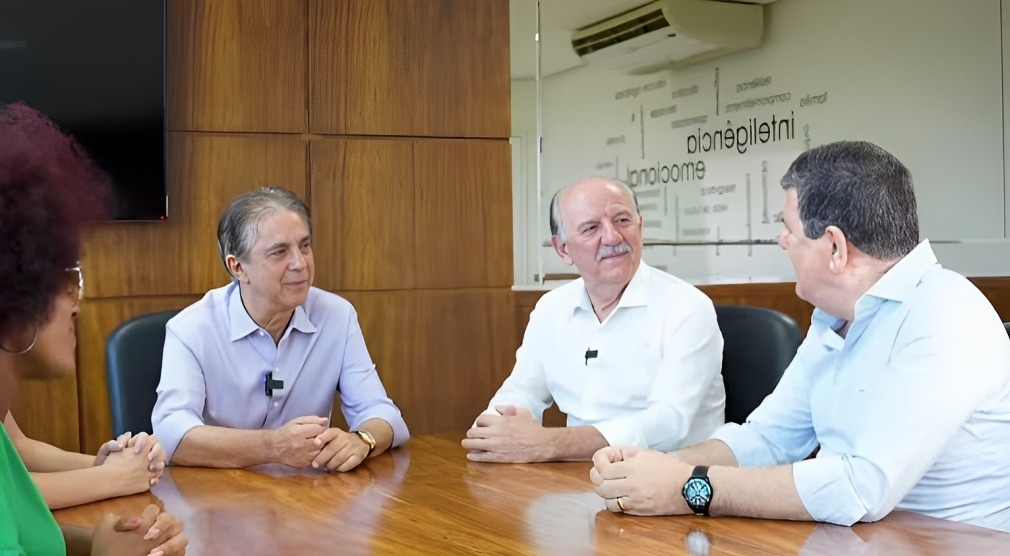 Rubens Furlan e Beto Piteri comemoram 30 anos de Fieb 