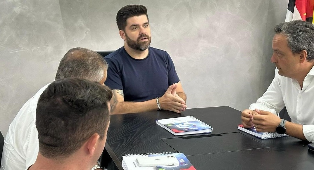 Prefeito Danilo Joan promove reunião estratégica com secretários municipais 