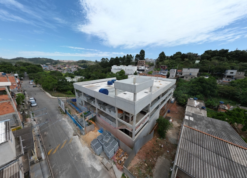 Avançam obras de construção do novo Colégio Chácara Solar II