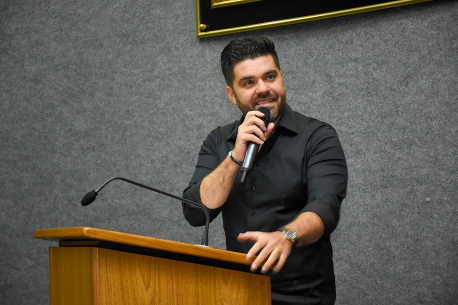 Danilo Joan vai entregar pacotão com 65 novas obras em Cajamar