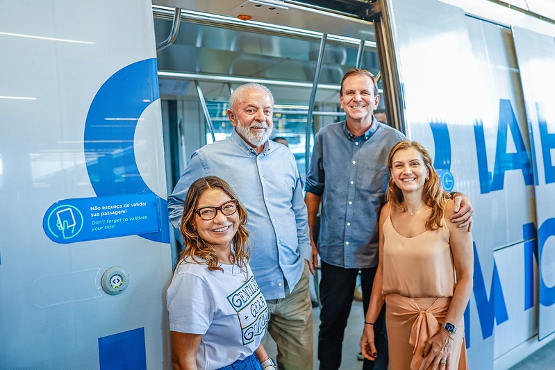 Presidente Lula inaugura obra de transporte bilionária 
