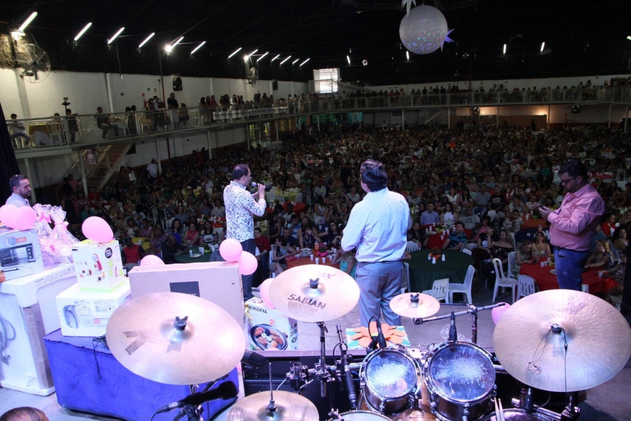Parnaíba promove grande evento em homenagem aos professores 