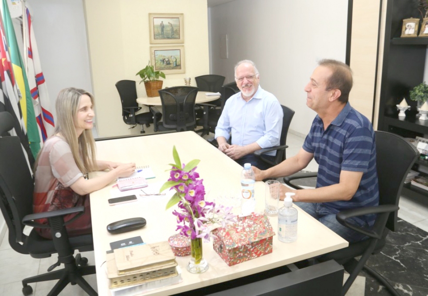 Paula Ribas recebe Miguel Haddad que libera recursos para a Saúde