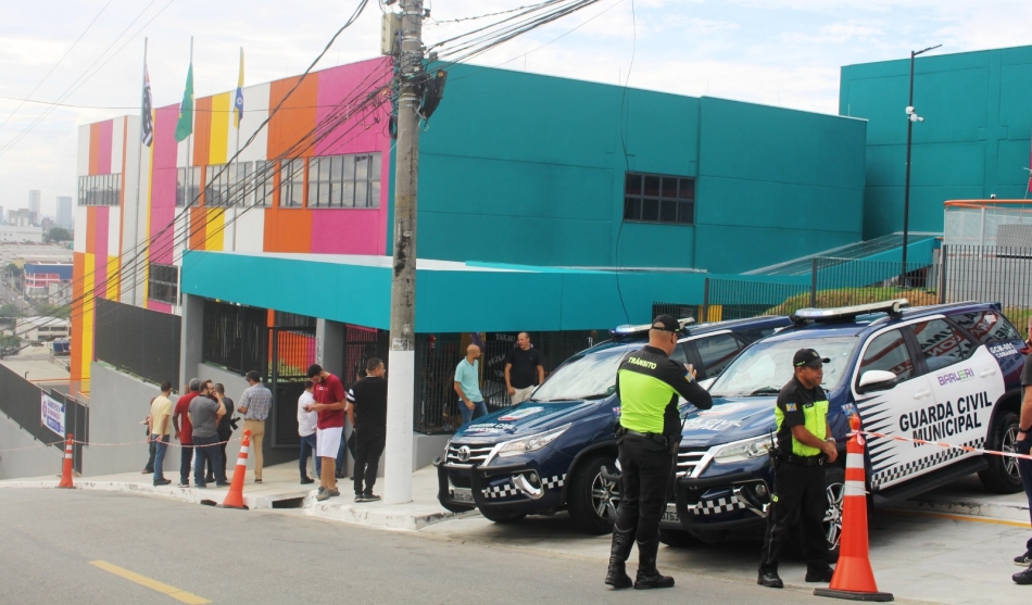 Furlan e Piteri entregam moderna Escola Infantil no Engenho Novo