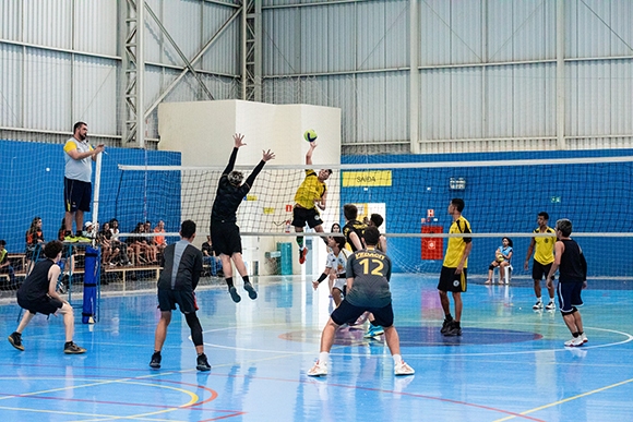1º Festival de Vôlei de Santana de Parnaíba reúne mais de 300 atletas