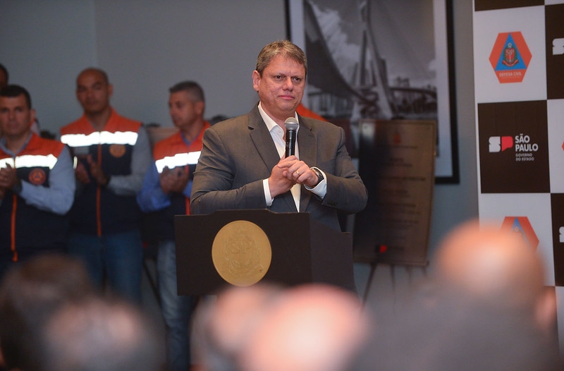Governo de SP entrega obras e viaturas e autoriza novos convênios da Defesa Civil