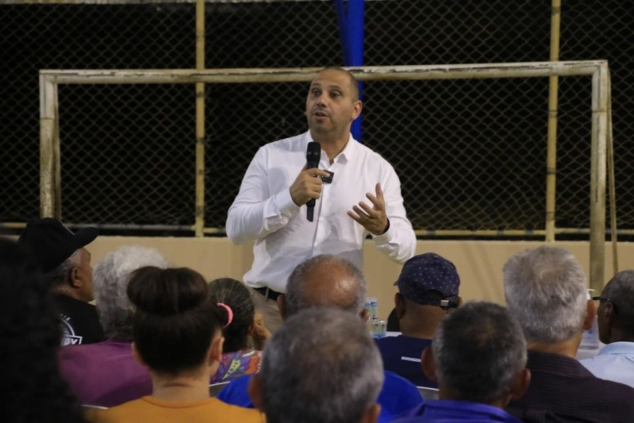 Prefeito Marcos Tonho realiza reunião de Regularização Fundiária no Jaguari