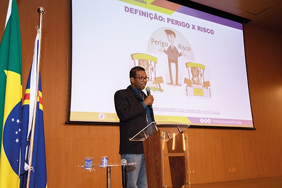 Parnaíba promove palestra sobre segurança no trabalho no auditório do CAB