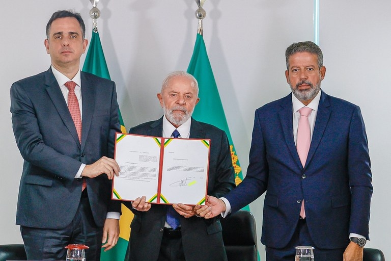 Presidente envia ao Congresso projeto de decreto para acelerar envio de recursos ao RS