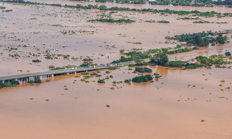 Governo Lula abre crédito extraordinário de R$ 12,2 bilhões para o Rio Grande do Sul