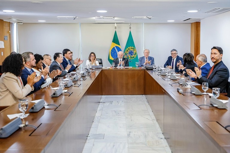 Lula sanciona lei que dá prioridade no transporte a órgãos e tecidos para transplante