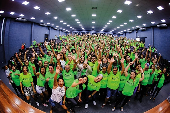 Palestra do Parnaíba Mais Leve aborda superação de traumas para mais de 300 mulheres