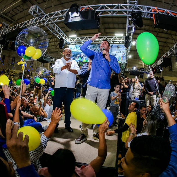 Elvis Cezar lidera pesquisa para prefeito de Santana de Parnaíba com 64,7%