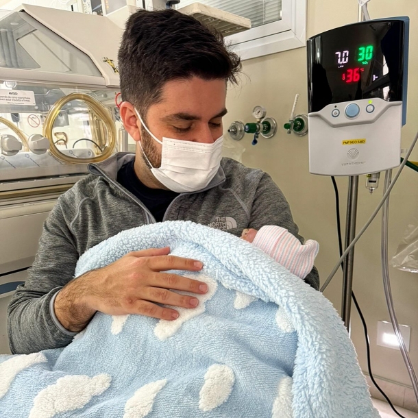 Prefeito Danilo conversa com governador Tarcísio sobre estado do seu filho na UTI