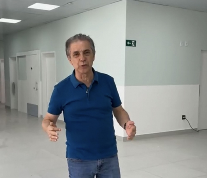 Prefeito Rubens Furlan vistoria Nova UBS do Jardim Belval em Barueri