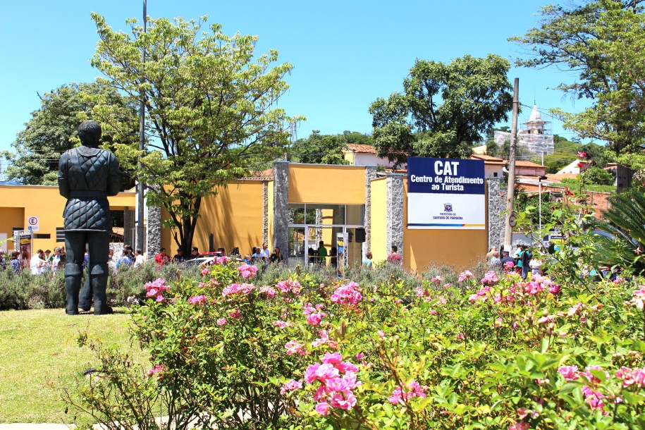 Elvis Cezar inaugura Centro de Atendimento ao Turista