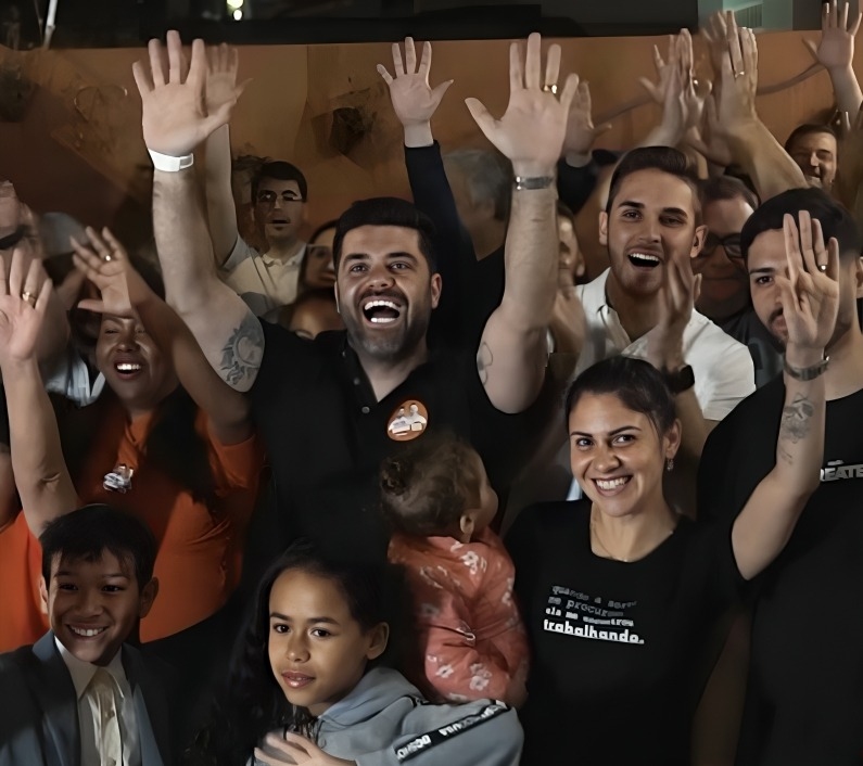 Danilo Joan e Kauãn Berto reforçam compromisso com Educação de Cajamar