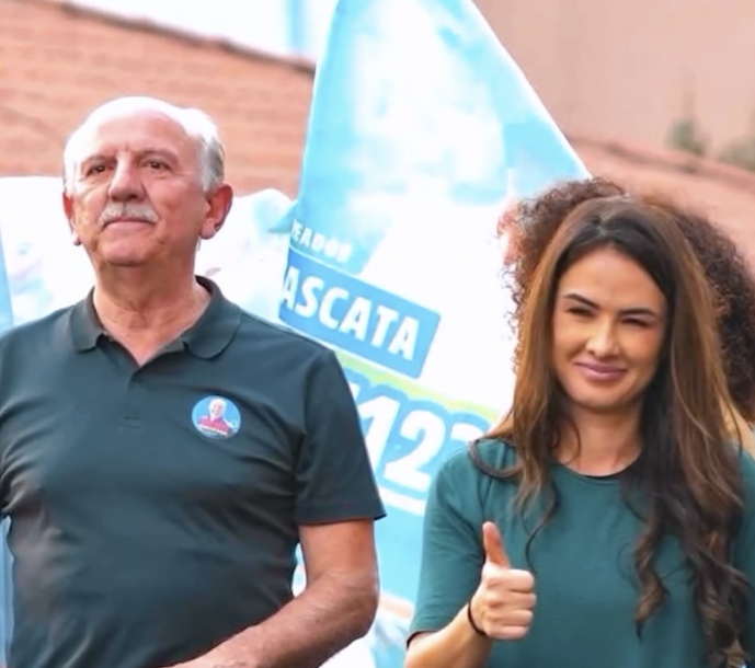 Beto Piteri e Bruna Furlan fazem caminhada no Parque dos Camargos 