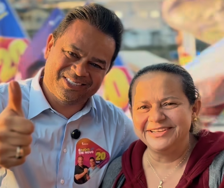 Teco Godoy conversa com moradores e comerciantes em caminhada pelo bairro Cardoso