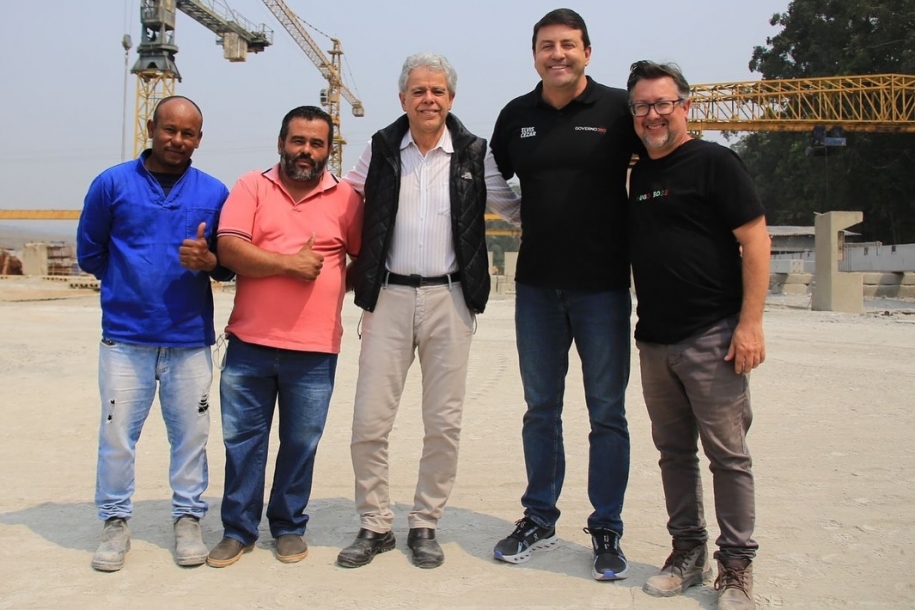 Elvis Cezar realiza reunião com empresários e reforça compromisso com Santana de Parnaíba