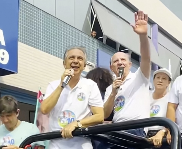 Furlan e Piteri reúnem milhares de pessoas durante caminhada no Engenho Novo