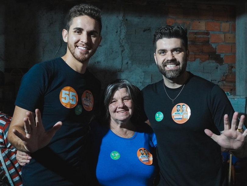 Danilo Joan e Kauãn Berto participam de reunião com moradores do Polvilho 