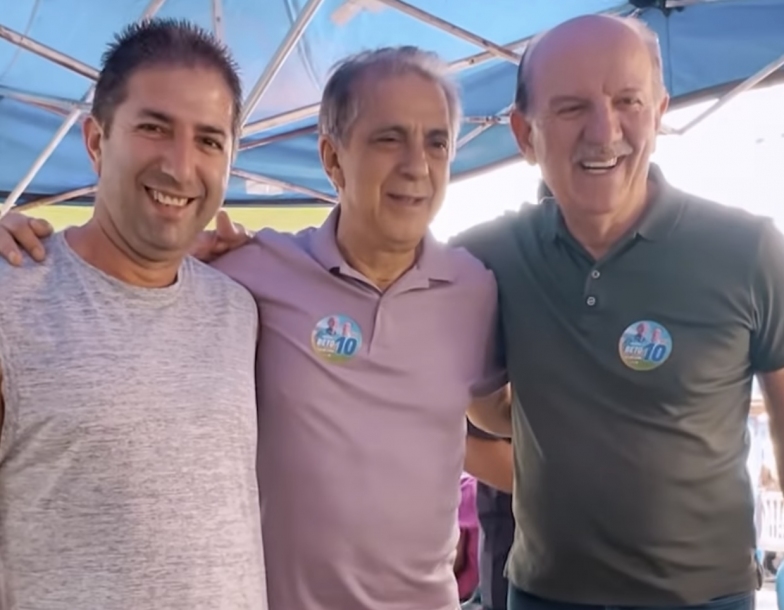 Rubens Furlan e Beto Piteri realizam caminhada no Jardim Regina Alice